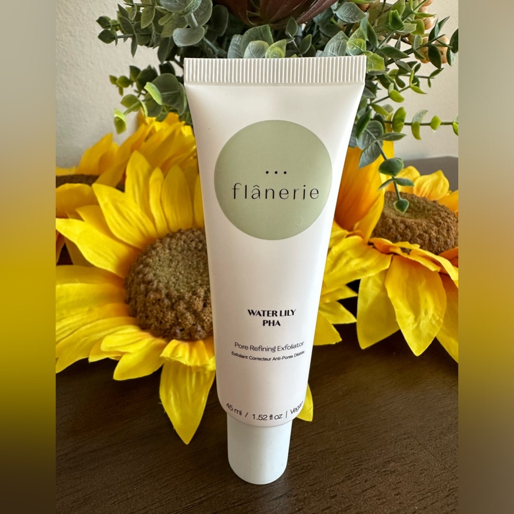 NEW! Flanerie Pore Refining Exfoliator ~Waterlily PHA 1.52 Fl Oz Vegan! Sealed